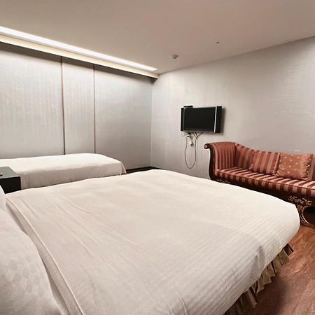 Crystal City Hotel Csungli Kültér fotó
