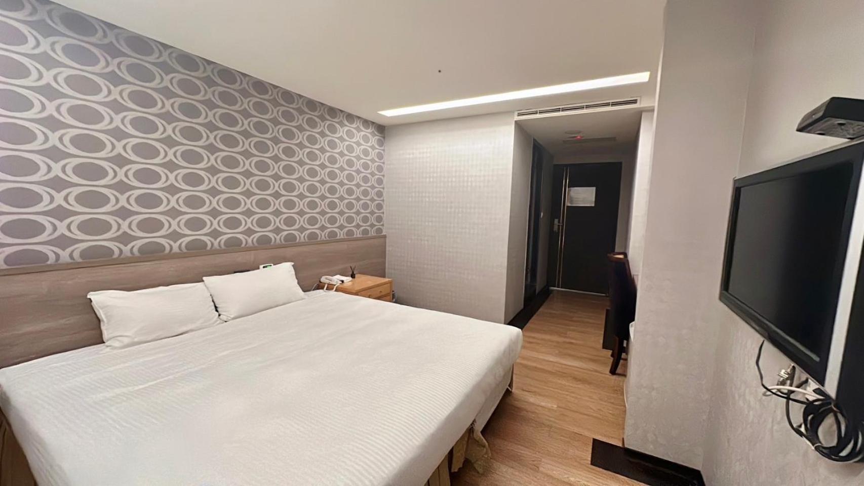 Crystal City Hotel Csungli Kültér fotó