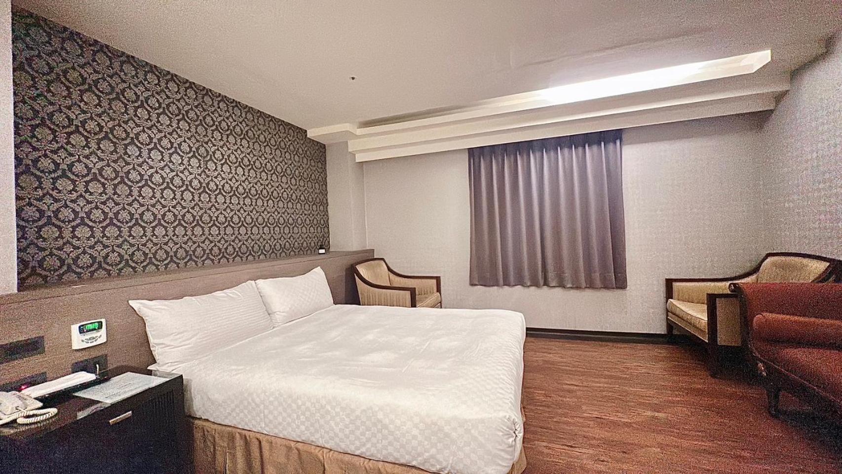 Crystal City Hotel Csungli Kültér fotó